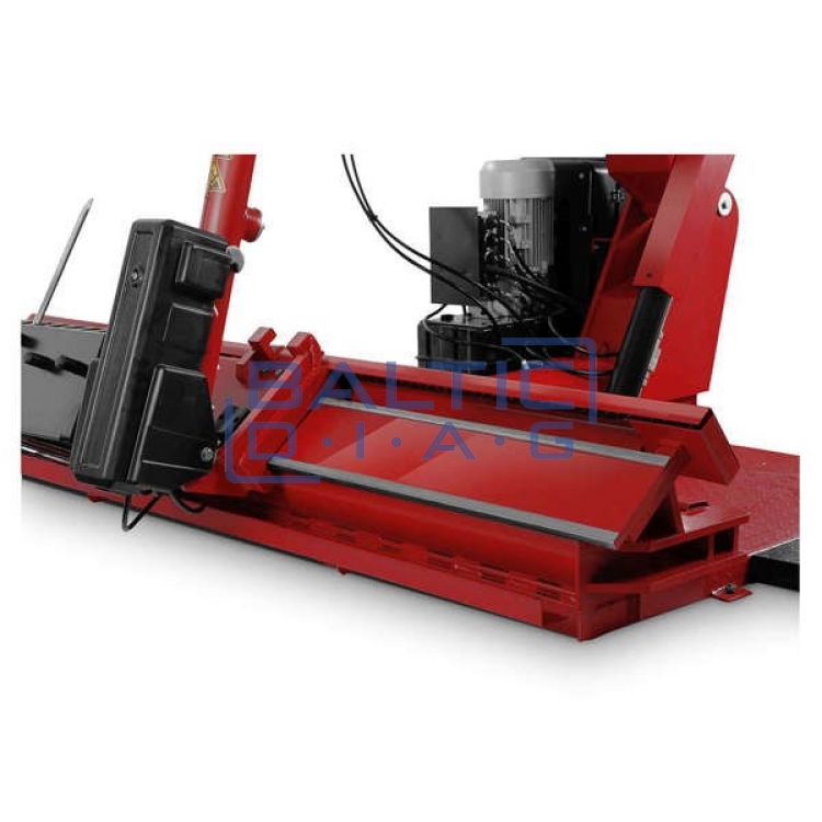 Automatic truck tire fitting machine
