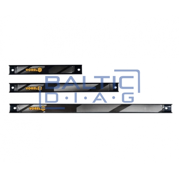 Set of magnetic holders for tools