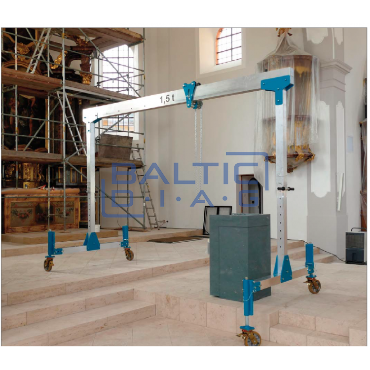 Adjustable mobile aluminum crane 520