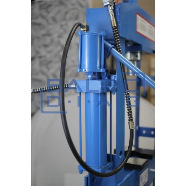 Pneumo-hydraulic shop press, Castex 20 tons