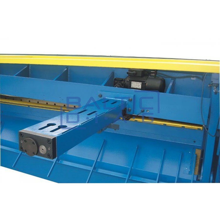 Metalo kirpimo giljotina, Knuth KTM B 1304 NC