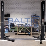 Double column lifter with mechanical claw locking and 2 + 3 stage claws, 4T BD-4000M3 Double column lifter with mechanical claw locking and 2 + 3 stage claws, 4T BD-4000M3
