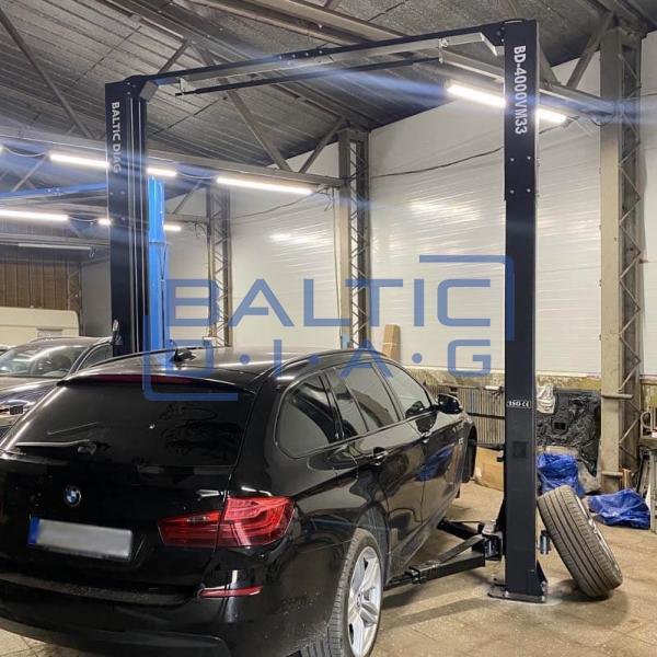 Double post lift with over top synchronization and 3 + 3 arms, 4T BD-4000VM33