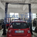 Double post lift with over top synchronization and 3 + 3 arms, 4T BD-4000VM33 Double post lift with over top synchronization and 3 + 3 arms, 4T BD-4000VM33