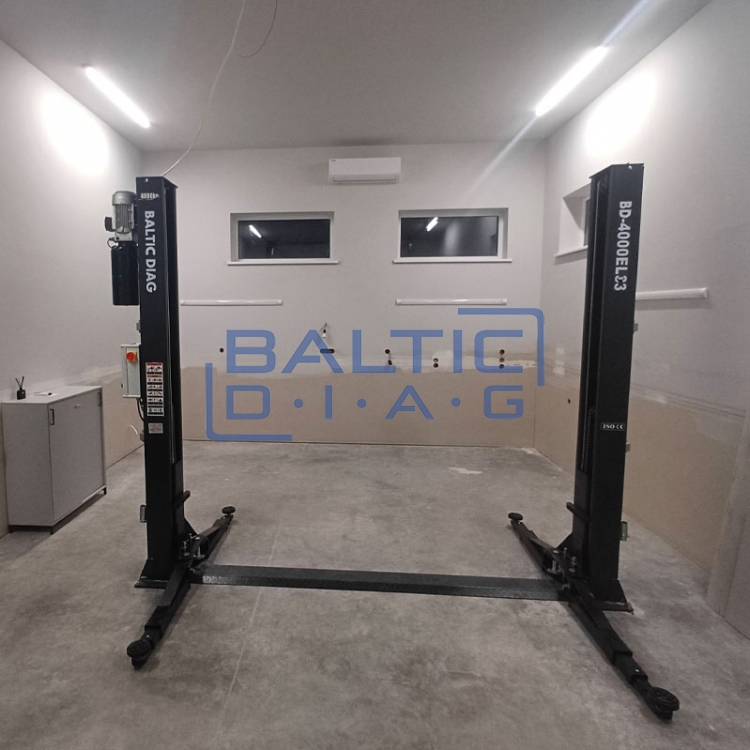 Double post lifter with electromagnetic safety locking, 3 + 3-steps arms 4t BD-4000EL33