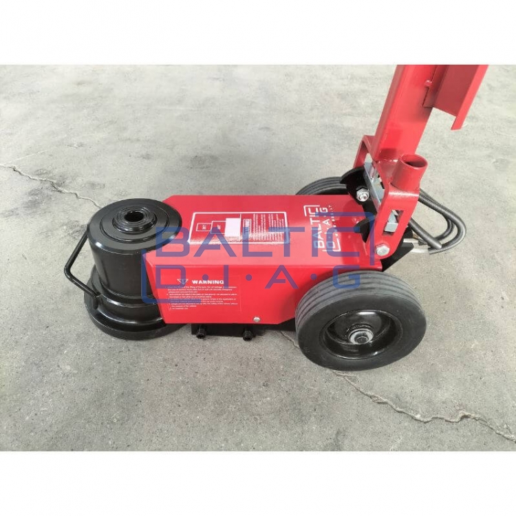 Pneumo-hydraulic jack 50 / 25 tons