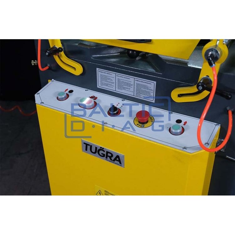 Automatic aluminum cutting machine AC500