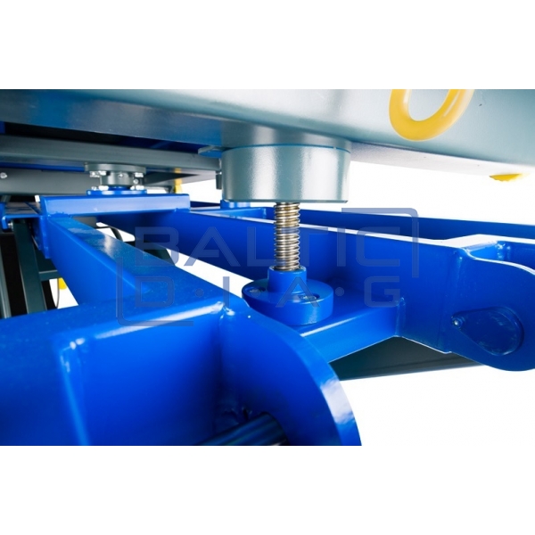 Electrohydraulic, mobile scissor lift for electric cars BT1200