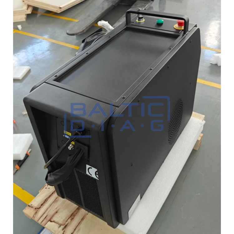 Pulsed laser cleaning device