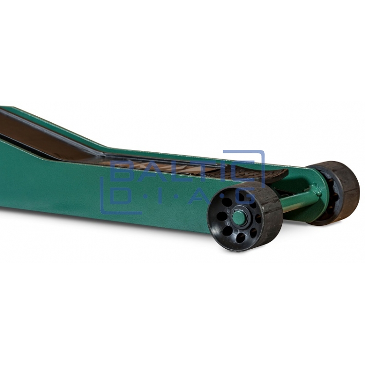 Extended, low-profile jack 1.4T-HC 77