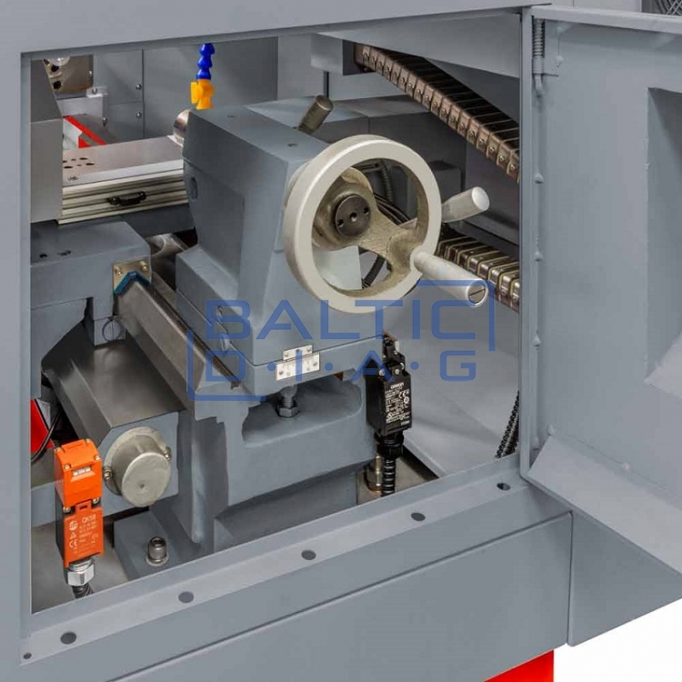 CNC metalo tekinimo staklės HOLZMANN CD3275ECO su Siemens 808D Advanced valdymu
