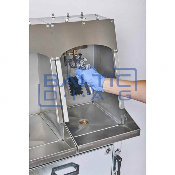 Compact spray gun cleaner UGC1006
