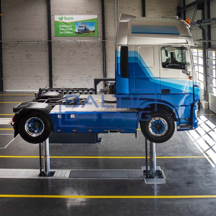In-ground telescopic piston lift for commercial vehicles DIAMONDLIFT 64/2-Piston Stertil-Koni