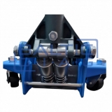 Low-profile floor jack with wheels 3T with rubber pad