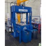 160 tonų mechaniškai stumdomas portalinis presas su darbastaliu PPTL-160 RHTC 160 tonų mechaniškai stumdomas portalinis presas su darbastaliu PPTL-160 RHTC