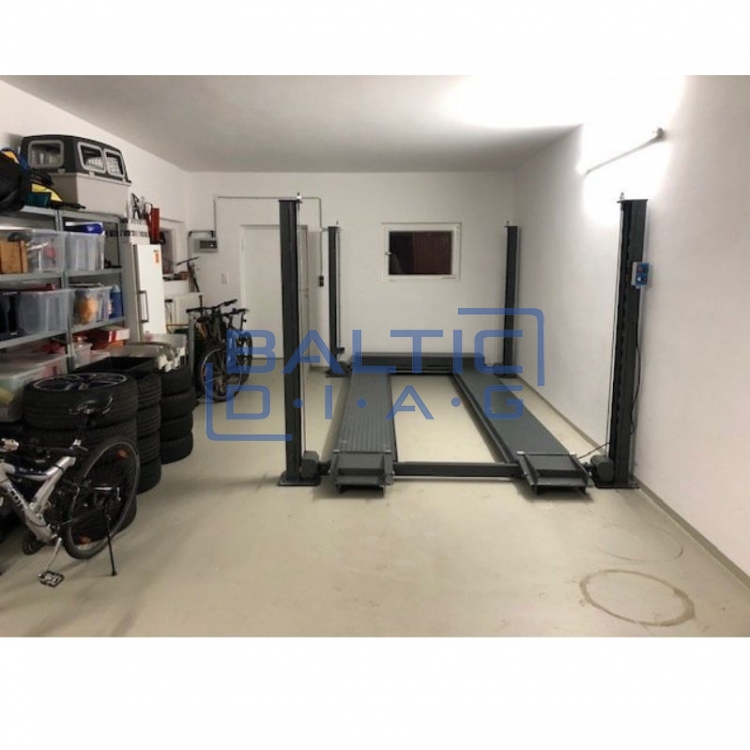 Four-post parking lift Standard
