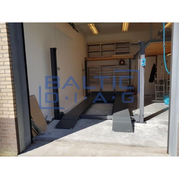 Four-post parking lift Extra