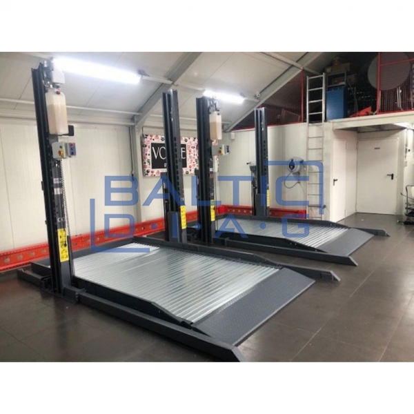 Two-post parking lift for underfloor heating