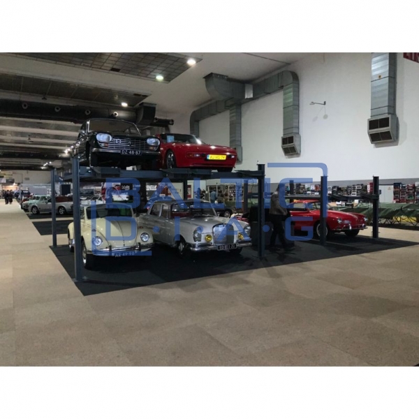 Four-post, four-car parking lift