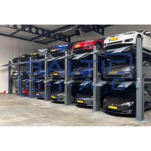 Four-post triple parking lift