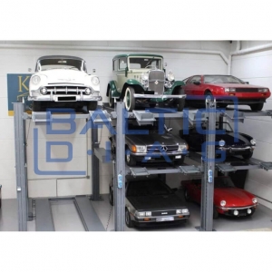 Four-post triple parking lift