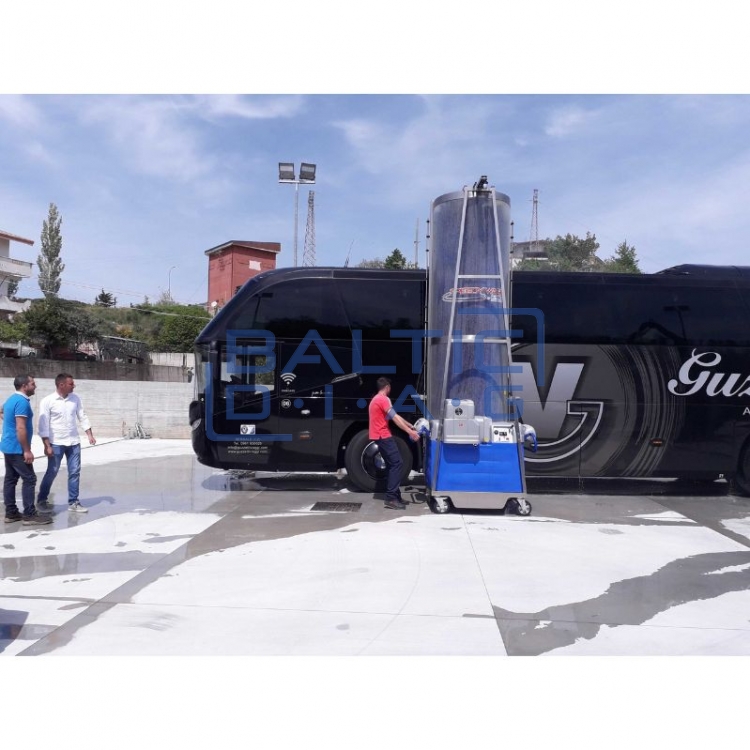 Savaeigė dyzelinė autobusų ir sunkvežimių plovimo mašina Speedy Wash A225 LX – CH