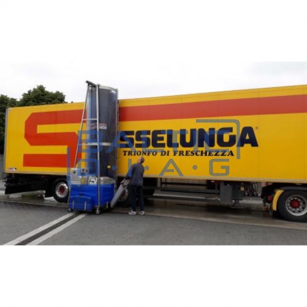 Self-propelled bus and truck diesel washing machine Speedy Wash A225 EZ