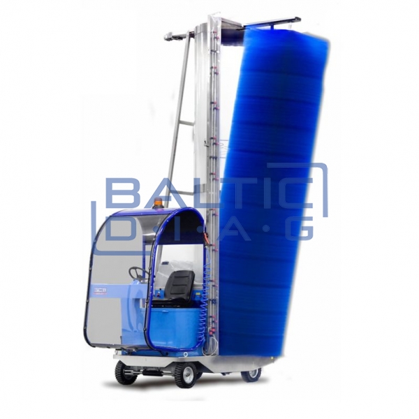 Self-propelled battery-powered bus and truck washing machine Speedy Wash PONY LX