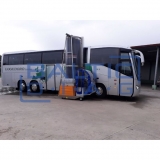Savaeigė akumuliatorinė autobusų ir sunkvežimių plovimo mašina Speedy Wash PONY LX
