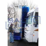 Self-propelled battery-powered bus and truck washing machine SW 626 LX