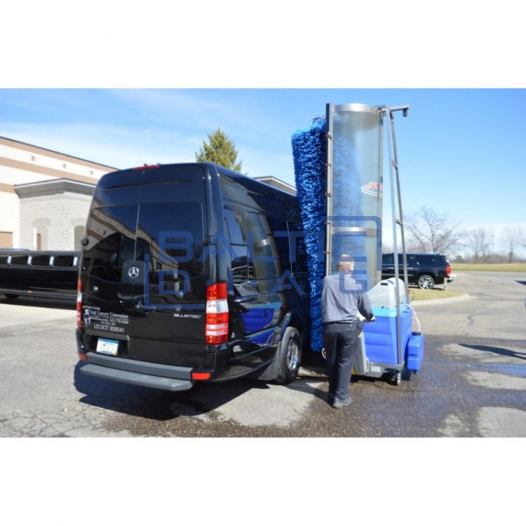 Savaeigė akumuliatorinė plovimo mašina autobusams ir sunkvežimiams Speedy Wash 626 EZ