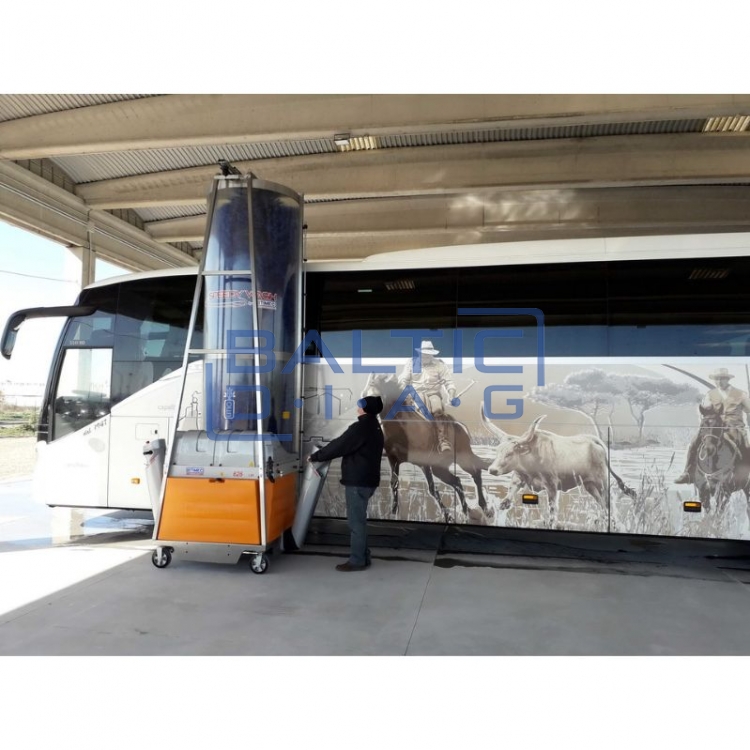 Savaeigė akumuliatorinė plovimo mašina autobusams ir sunkvežimiams Speedy Wash 626 EZ