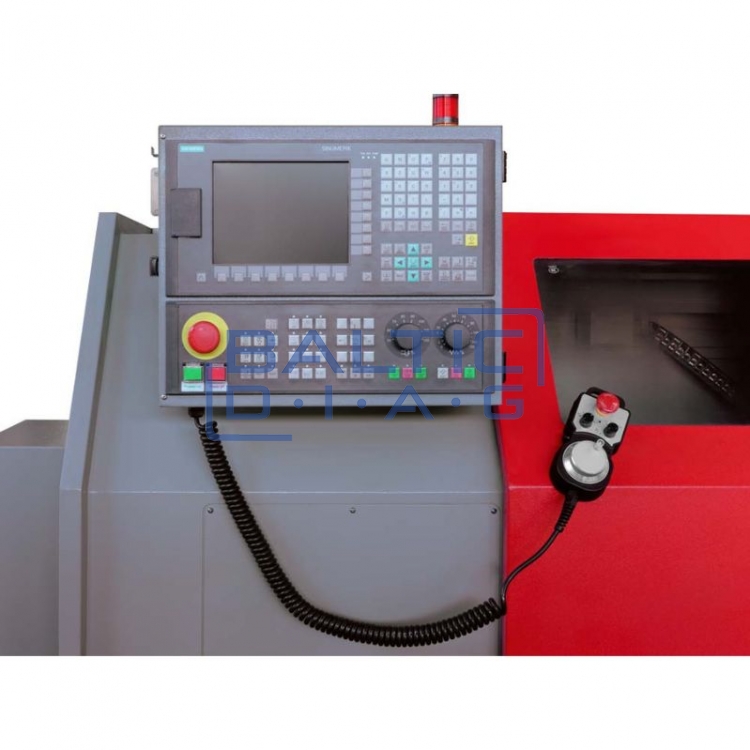 Metalo tekinimo staklės Siemens 808D valdymu ir hidrauliniu įtempimu Holzmann