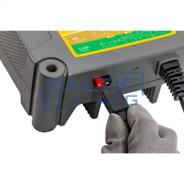Battery charger and maintenance device GYSFLASH 20.12/24 PL