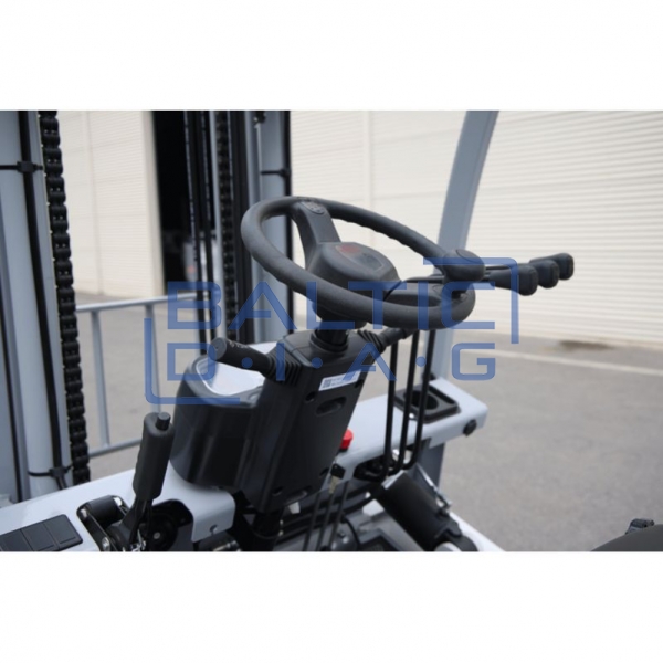 Electric forklift 3000 kg FORK LK30e-30