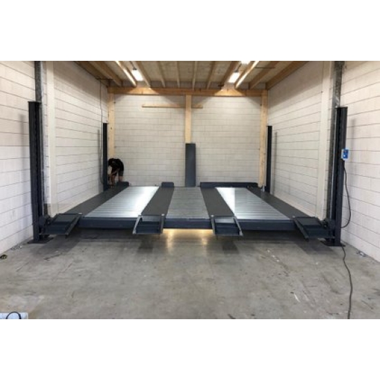 Double parking lift for int-XLT 2 + 2-wide trailers