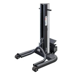 Single column lifts