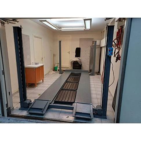 Четырёхстоечный парковочный подъёмник Smaller