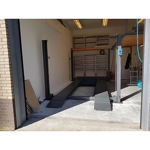 Четырёхстоечный парковочный подъёмник Extra