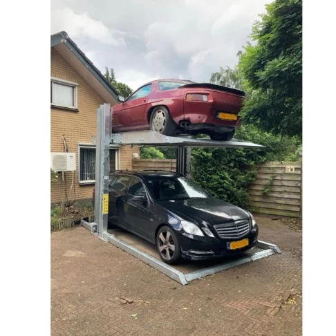 Dviejų kolonų parkingo keltuvas grindiniam šildymui