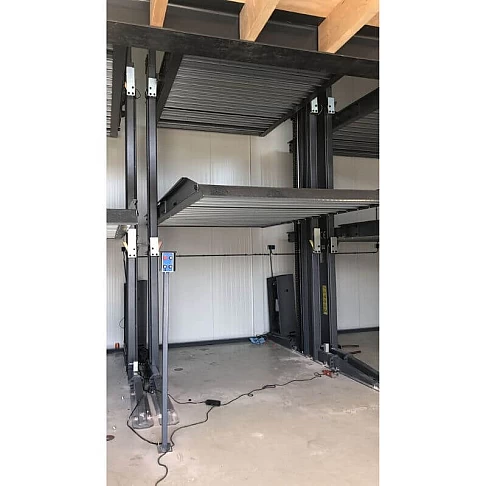 Двухстоечный парковочный подъёмник на три автомобиля