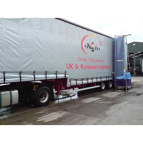 Self-propelled bus and truck washing diesel machine Speedy Wash A225 LX – CH