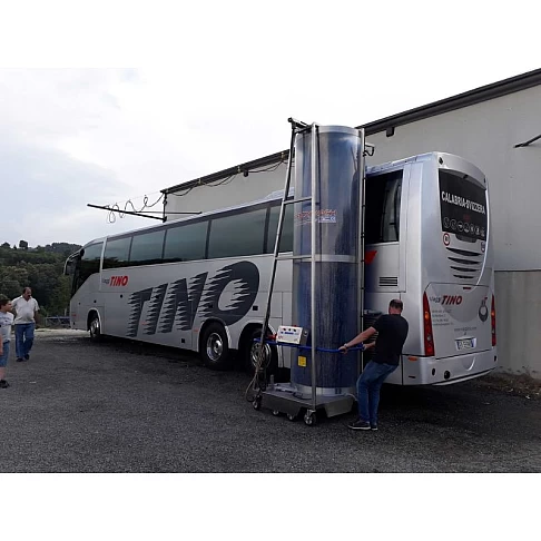 Stationary electric washing machine for buses and trucks Speedy Wash 101 ST