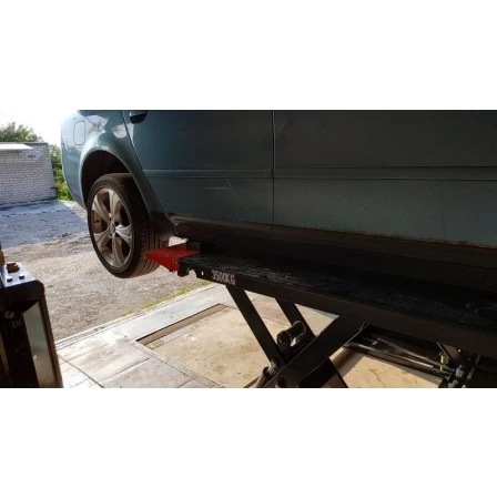 Mobile mid-rise scissor lift for vehicles BD-S2