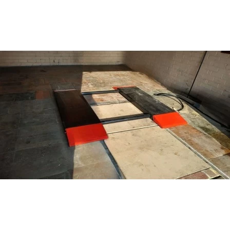 Mobile mid-rise scissor lift for vehicles BD-S2