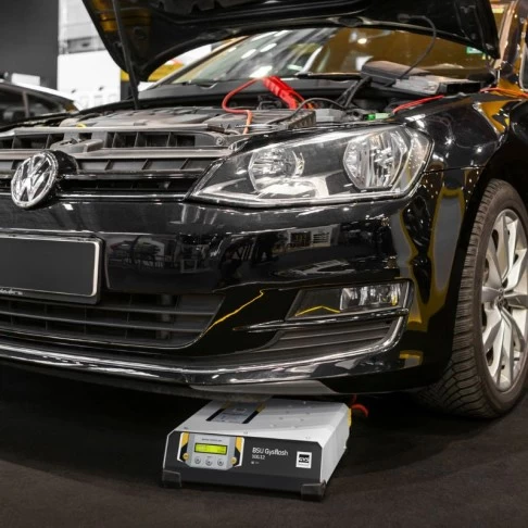 Зарядное устройство GYSFLASH 101.12 CNT FV GYS