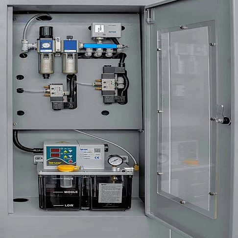 CNC Milling Machine for Metalworking HOLZMANN CF500