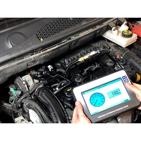 Universal digital pressure tester HU35025