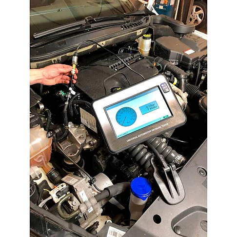 Universal digital pressure tester HU35025