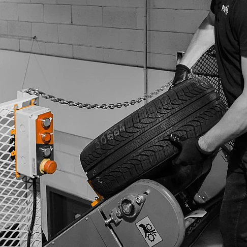 Tire Conveyor Martins Industries TC-18